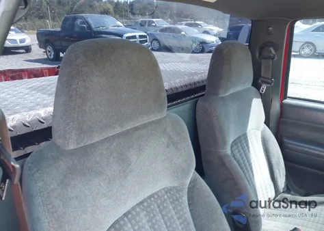 1999 Chevrolet S-10 Ls из США, поврежденный, VIN 1GCCS1444XK214725